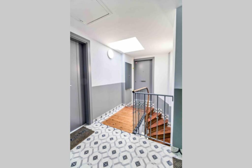 דירות וילפראנש-סור-מר New Design Studio Walking To The Beach And Shops מראה חיצוני תמונה